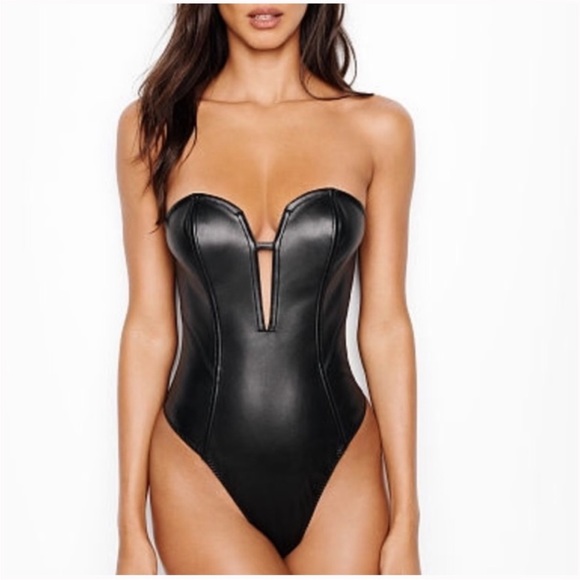 Victoria's Secret Other - Rare Faux Leather Strapless Bustier Corset Top
Teddy XS